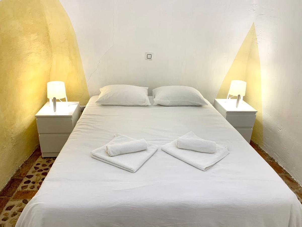 Casa Cueva Castillo Perales de Tajuna 外观 照片